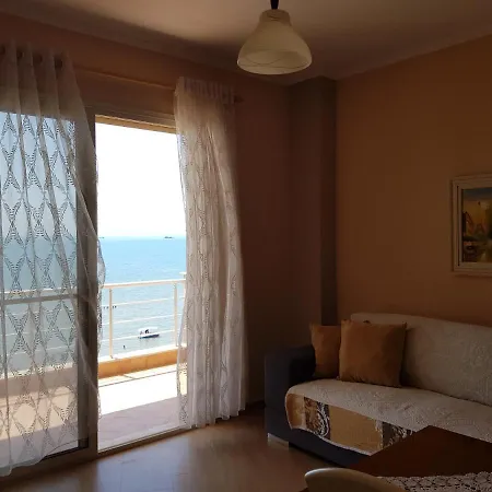 Seaview Right At The Apartment *