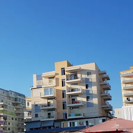 Seaview Right At The Apartment *