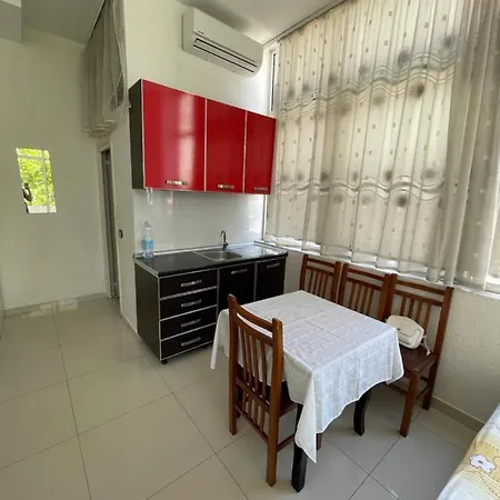 Seaview Right At The