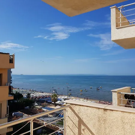 Apartment Seaview Right At The Durres
