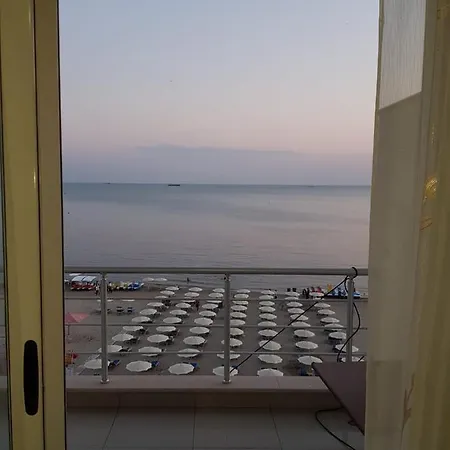 Seaview Right At The * Durrës