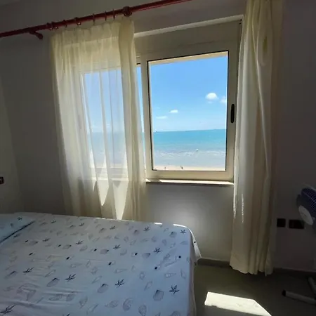 Seaview Right At The * Durrës