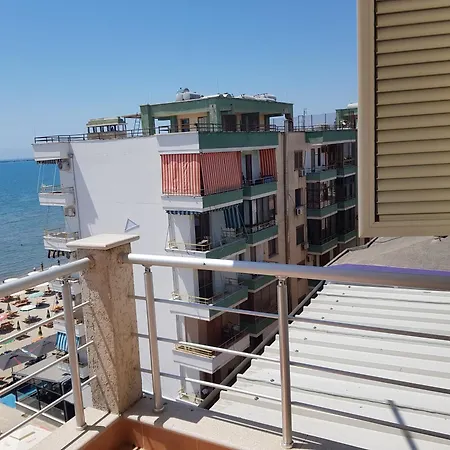 Seaview Right At The *